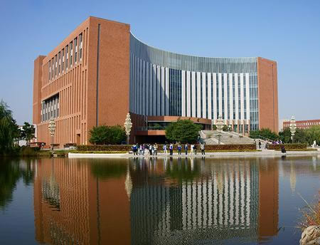 沈陽工業(yè)大學 沈陽工業(yè)大學